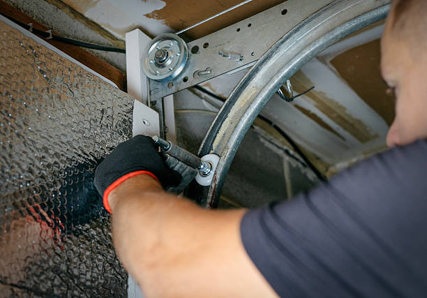 Affordable Garage Door Roller Replacement solutions in Riverside, NY